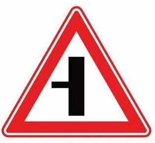 3.3.а-3.3.в «Туслах зам нийлнэ»-3.3.а тэмдэг нь туслах зам баруун болон зүүн гар талаас, 3.3.б тэмдэг нь зөвхөн баруун гар талаас, 3.3.в тэмдэг нь зөвхөн зүүн гар талаас нийлэхийг урьдчилан анхааруулж давуу эрх олгоно;